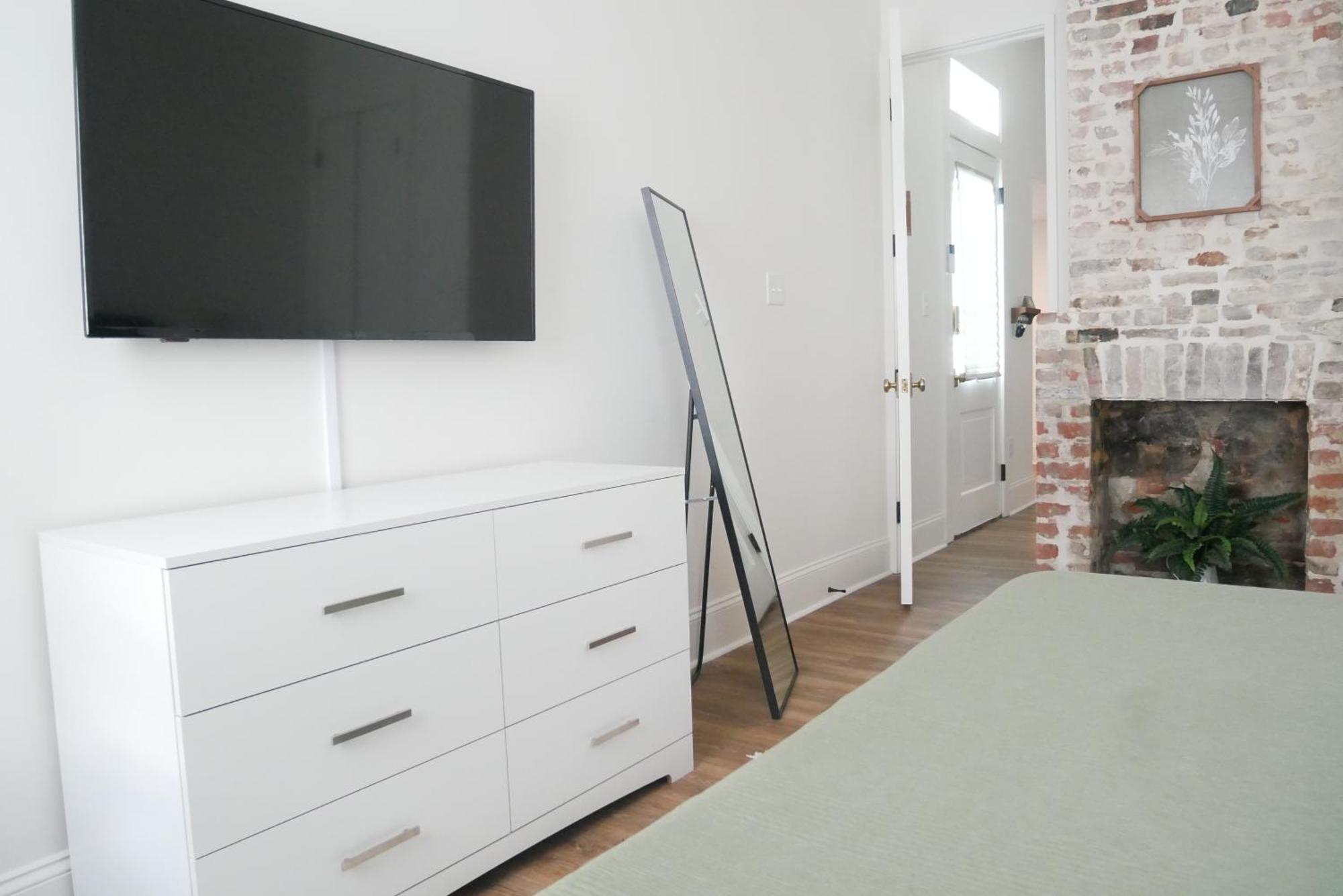 Entire Spacious Vacation Home - Close To All City Attractions New Orleans Exterior photo